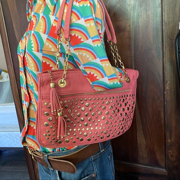 Frosting by Mary Norton Pink baguette, with tassels and Gold interior - Picture 14 of 16